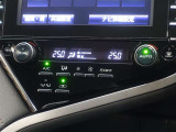 オートエアコン付きで風量などを自動で調整!快適なドライブをお楽しみいただけます!シートヒーターやベンチレーションも装備!