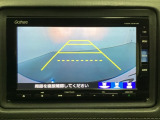 バックでの車庫入れも安心です! リアカメラが付いているバックモニター付のナビを装備しております。操作線もついており距離感も画面から確認できます。