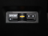 ETC車載器付ですので高速道路の料金所もノンストップです!高速道路の乗り降りがスムーズに行えます!!