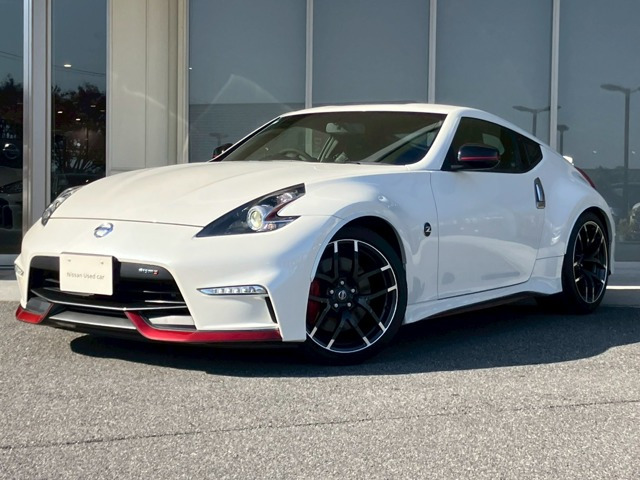 日産 フェアレディZ 3.7 NISMO の中古車詳細 (21,000km, ブリリアント