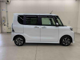軽自動車、小型車を中心に常時300台展示車を御用意させて頂いております