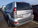 ランドクルーザープラド 3.0 TX ディーゼル 4WD 