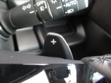 手元で操作可能なパドルシフト付き『+』はパドルシフトのレバーです★