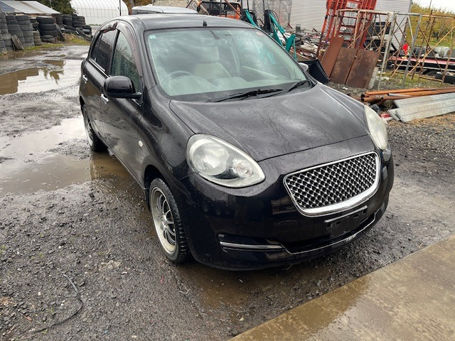 マーチ1.2 ボレロ 4WD