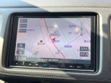 ナビ画面のアップ写真です。フルセグTV・Bluetoothオーディオ・CD・DVDビデオ再生が可能です。