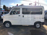 納車前にはプロのメカニックが点検、整備を行いますので安心してお乗り頂けます(^^♪