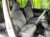 運転席シート廻りは使用感も少なく、良好な状態となっています。丁寧に使われていたことがよくわかりますね。