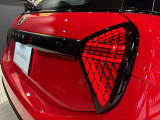 ご遠方の場合でも下取り車両の金額を概算でお出しする事が可能でございます。車検証をお手元に走行距離をご確認の上お問合せ下さいませ。