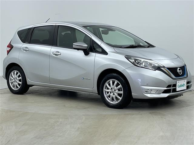 ノート1.2 e-POWER X FOUR 4WD修復歴無し