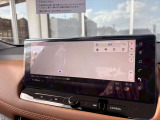 純正12.3インチナビが装備されております。フルセグTV、アップルカープレイ、アンドロイドプレイなど様々対応しております!