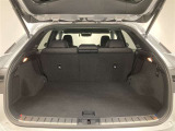 広々としたラゲージスペースを備えています。大きなものや長さのある荷物もしっかりと積み込めます。