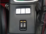 冬場の必需品!一度使うとやめられないシートヒーターが運転席・助手席に装備されています!!