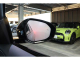 BMW認定中古車は360&deg;チェックリストに従い徹底的にチェック致します。機械的な箇所や電気系、コンピュータなどを詳細に点検。交換基準に達した部品は整備した後にご納車致します。