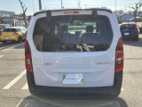 コーナーセンサー付きですので駐車も安心です。