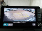 後方確認はバックカメラにお任せ♪後退時に便利で、駐車が楽になります♪