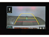 【バックカメラ】バック駐車が苦手な方の強い味方です。後方の状況が一目で分かりますので安心ですね。