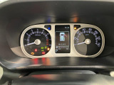 エンジンオイル、オイルエレメント、ワイパーゴム交換。その他バッテリーやベルト類など点検の上、必要な場合には交換してお渡します。