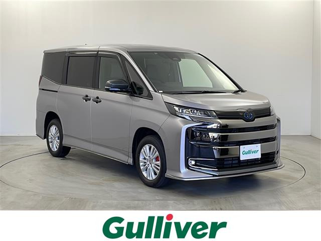 ノア1.8 ハイブリッド S-Z E-Four 4WD本革シート