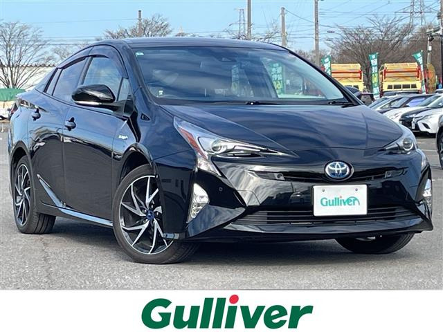 プリウス1.8 S セーフティ プラス E-Four 4WD4WD ワンオーナー