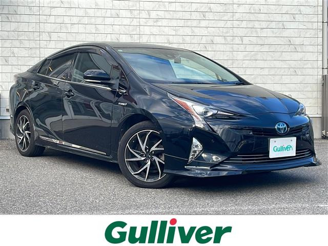 プリウス1.8 A E-Four 4WD修復歴無し