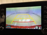バックモニターも装備しております。バックギアに入れるとナビ画面に車の後方が映し出されます。これで後方確認も安心!