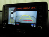 バックモニターも装備しております。バックギアに入れるとナビ画面に車の後方が映し出されます。これで後方確認も安心!