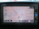 純正メモリーナビ付き!!旅行など初めての場所で重宝します♪大人気の装備!