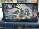全方位カメラ装着車です!!モニターで確認できるので後方もしっかり確認ができます。