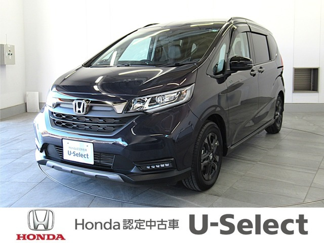 フリード1.5 クロスター ブラックスタイル