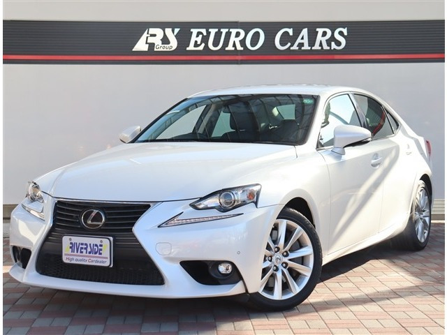 IS200tメモリーナビ フルセグ バックカメラ