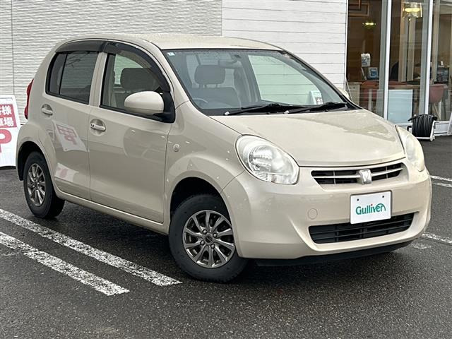 パッソ1.0 X クツロギ 4WD4WD ワンオーナー