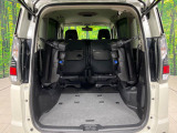 普段のお買い物や通勤、送迎等に十分な荷室スペースを確保しております。セカンドシートを倒すと、大きな荷物の積載も可能です♪