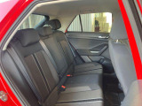 T-ROC TSI STYLE STYLE DESIGN PACKAGE装備車入荷しました!ボディーカラーはフラッシュレッドです。