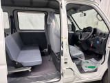 当店のプロの目線から見た厳選仕入れ!プライスだけではなく、お車の品質にもこだわった仕入れを行っています!