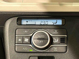 車内空調は&rdquo;AUTOエアコン&rdquo;にお任せ。運転に集中出来ますよ!