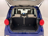 ラゲージスペースは必要十分な大きさ!大きなモノを載せたい時は、後席をフラットな状態に倒して使用する事も出来ます!