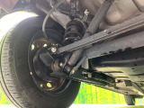 お車を安心してお乗りいただく為には、足回りの定期点検が欠かせません。サービスサポート(有償保証)では無料点検もご提供しており、安心のカーライフをお過ごしいただけるサポート体制が整っています。