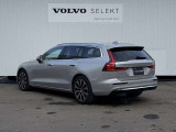 ◆バック/万が一を考え、安全性を重視する方に選ばれているVOLVO車。ドアを開閉するとその重み・厚みに驚くはず