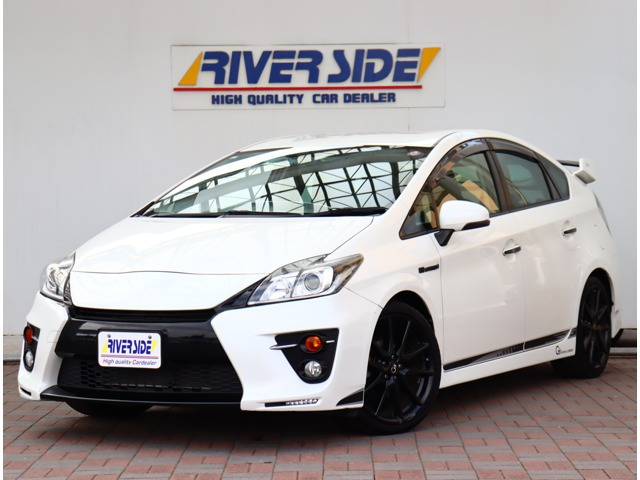 トヨタ プリウス 1.8 S ツーリングセレクション