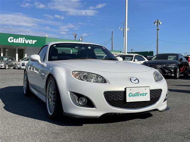 ロードスター2.0 VS RHT修復歴無し