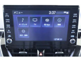 ディスプレイオーディオ搭載車です。Bluetooth機能も搭載しています。フルセグでテレビも視聴出来ます。(ナビ機能のご利用は別途の手続きが必要になる場合があります)
