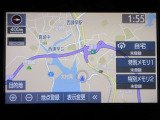 純正ナビで、慣れない道も旅先も安心。