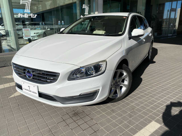 V60T4純正ナビ・ベージュ革・純正ホイール・ETC・盗難防止装置・Bluetooth・パ