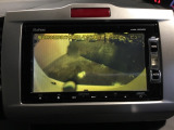 バックモニター付きで、車庫入れやバック時の後方確認をサポート。