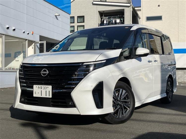 セレナ 1.4 e-POWER ハイウェイスター V