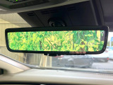 【デジタルインナーミラー】後席の大きな荷物や同乗者で後方が確認しづらい時でも安心!カメラが撮影した車両後方の映像をルームミラー内に表示。クリアな視界で状況の確認が可能です!