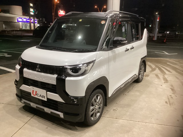 デリカミニ T プレミアム 4WD 