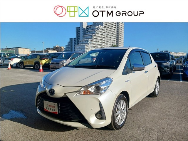 ヴィッツ1.5 ハイブリッド ジュエラ