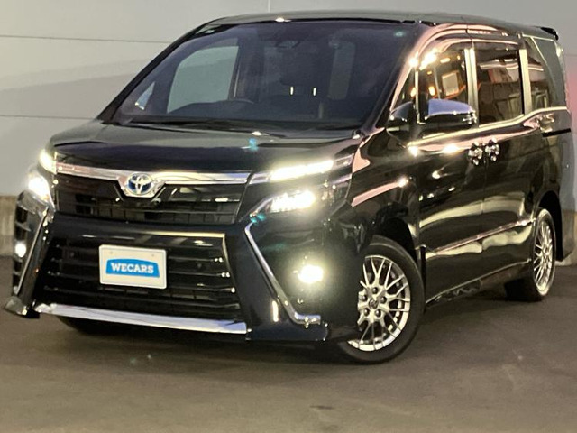 ヴォクシー1.8 ハイブリッド ZS 煌III