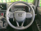 ステアリングも使用感が少なく、きれいな状態となっております♪